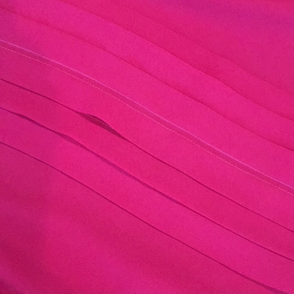 Sheer pleated, ruffle neck short sleeve blouse - Picture 6 of 6